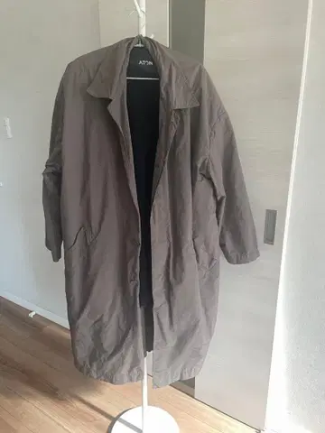 ATON 그레이 스텐카라 코트