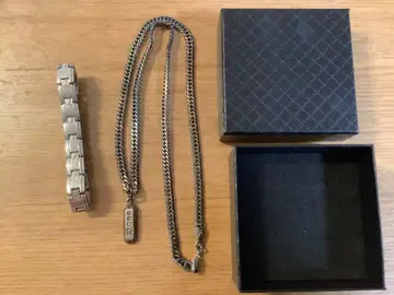 레다실마 목걸이 팔찌