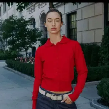 ZARA 레드 스웨터 가디건 니트 카라 부착 버튼 포함