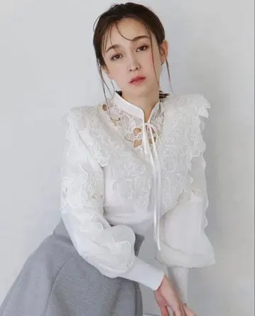 SNIDEL 레이스 스칼라 니트 풀오버 IVR