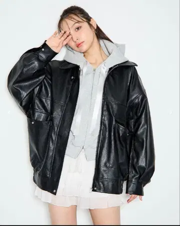 [ 미사용 새상품 ] INGNI 인조 가죽 BIG 블루종 블랙 M 사이즈