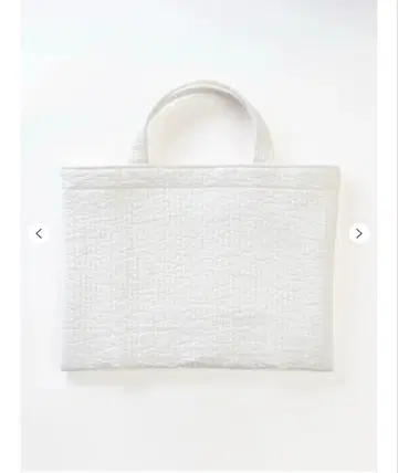 비오는날 밀크 화이트