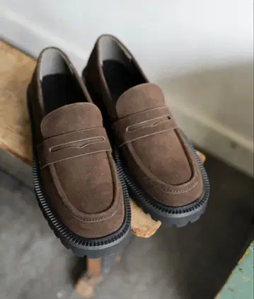 [ SESTO ] 경량 통굽 코인 로퍼