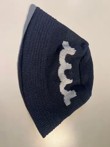 ACANTHUS x muta MARINE 버킷햇