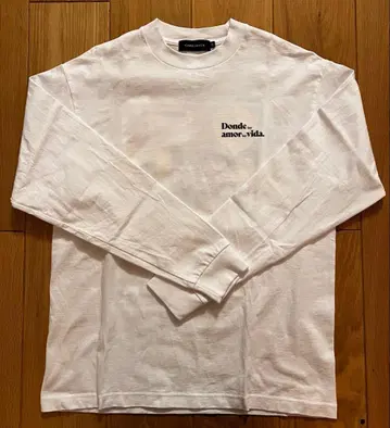 Amore Long-Sleeve Tee -shirt