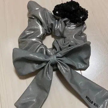 [ 즉시 구매 가능 ] USJ 헬로키티 스크런치 머리끈