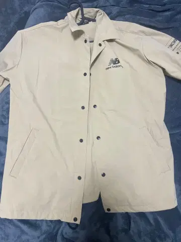 new balance 베이지 나일론 자켓 S