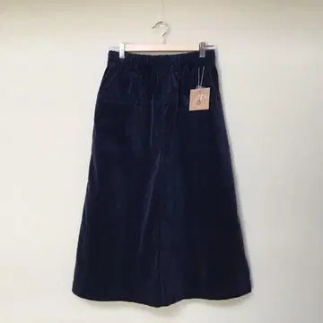 새상품 에코로 코듀로이 스커트 롱 스커트 네이비