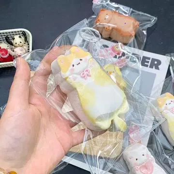 고양이 스틱 스퀴즈