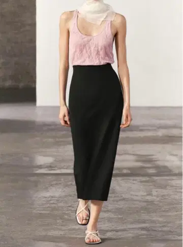 ZARA 슬릿 롱 스커트 블랙 슬림 실루엣 오피스룩