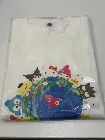 꽃박람회 뚱땅뚱땅 산리오 콜라보 T셔츠 EXPO2027