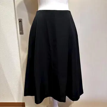 23구 스커트 블랙 사이즈 40 ak628
