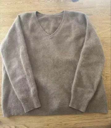 아파르트망 두지엠 클라세 모헤어 니트