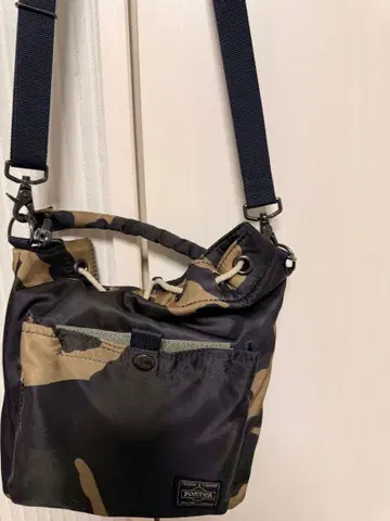 YOSHIDA & Co. 카모플라쥬 숄더백