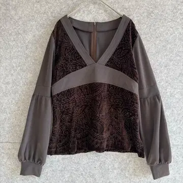 일본제 [소엔] 플로키 벨로아 도킹 V넥 풀오버 42