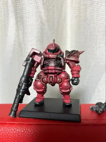 건담 컨버전스 샤아 자쿠 (GQ) 데미지 재도색