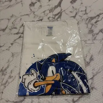 소닉 더 헤지혹 T셔츠 L 사이즈