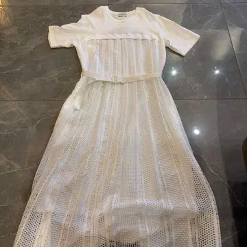 MONCLER 아오야마점 구매 화이트 레이스 원피스