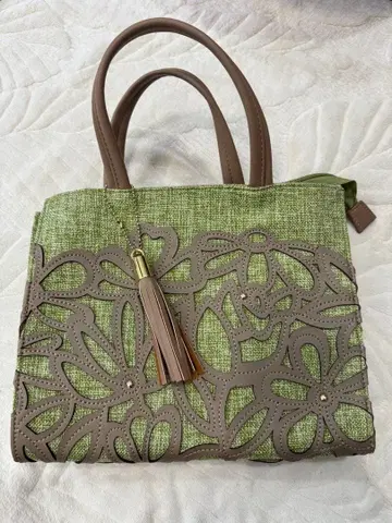 꽃무늬 컷 아웃 핸드백 그린