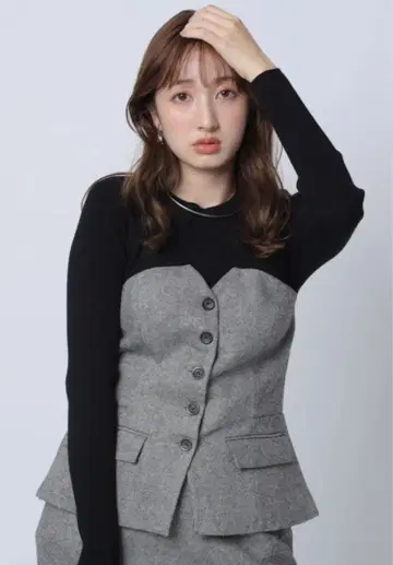 Apuweiser-riche 베어 뷔스티에 도킹 니트