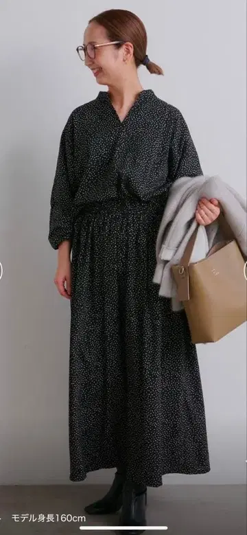 블랙 도트 무늬 원피스