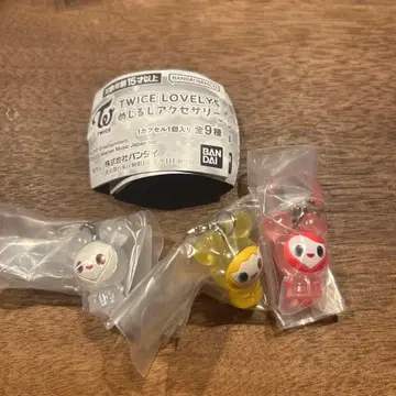 TWICE LOVELYS 메지루시 액세서리 가챠
