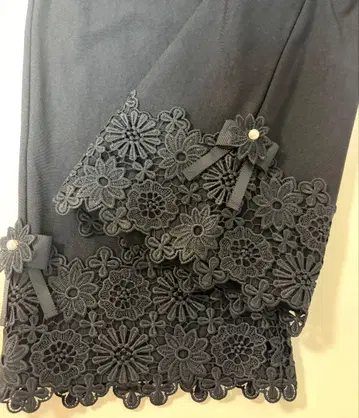 2025AW 슈퍼 뷰티 밑단 레이스 x 리본 사용 속기모 팬츠 44