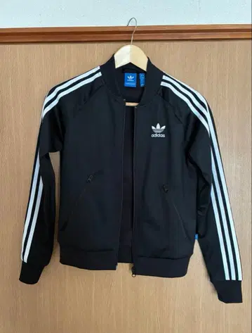 adidas 트랙 자켓 여성용 M 사이즈