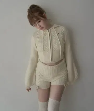 andmary Milk 리본 니트 세트업