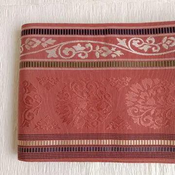 핑크 계열 ( 옅은 스오 색 ) 꽃무늬 x 스트라이프의 하카타 반폭 오비