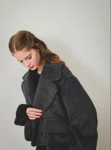 완판 PINUE 피누에 빅 포켓 숏코트 그레이