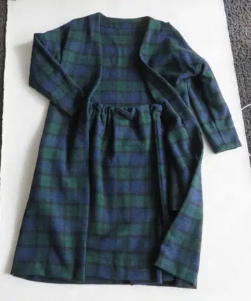 미사용 가운 코트 & 스커트 블랙워치 체크 핸드메이드 울지