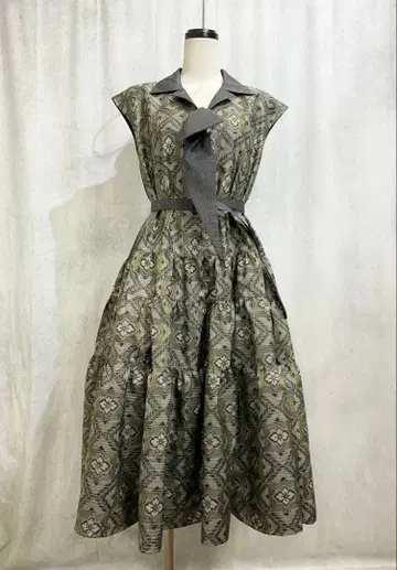 무라야마 오시마 명주 티어드 원피스