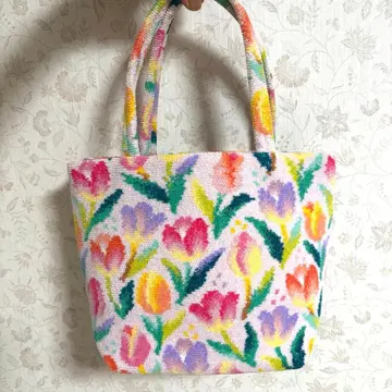 러브러리 바이 페이 페이 튤립 패턴 토트백