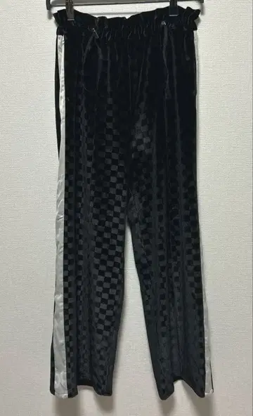 Lui's FEMME 드로스트 벨로아 라인 팬츠