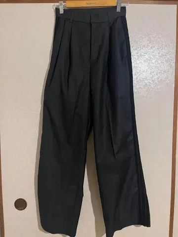 KBF 블랙 와이드 팬츠