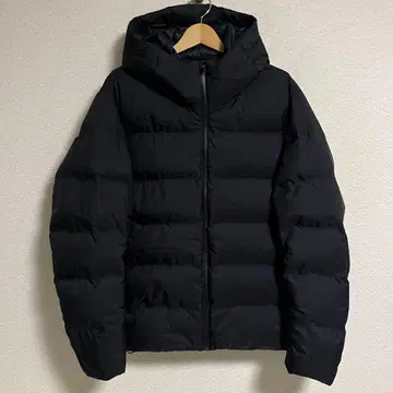 유니클로 UNIQLO 심리스 다운 파카 XL 블랙