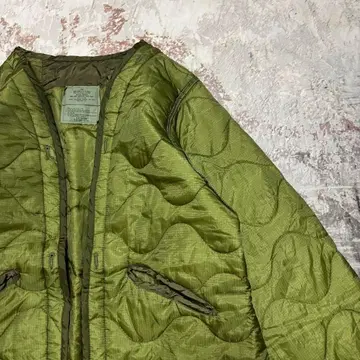 컨디션 최상 80's USARMY 미군 후드티 퀼팅 라이너 충전솜 L