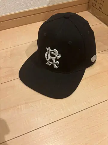 THE CRIMIE 캡 클라이미