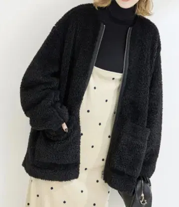 베이직 스톡 컬리 보아 노카라 오버 블루종