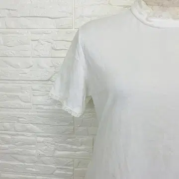23구 화이트T셔츠 M 프릴