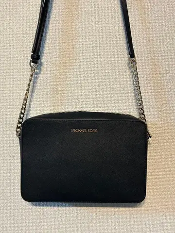 MICHAEL KORS 블랙 숄더백