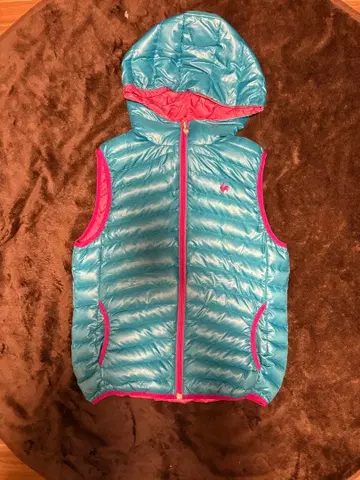 스카이블루 퀼팅 다운 베스트 후드 부착