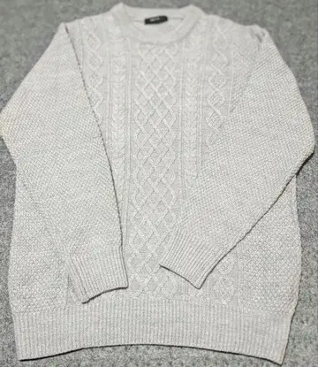 컴시즘 스웨터 아크릴 L 사이즈 니트