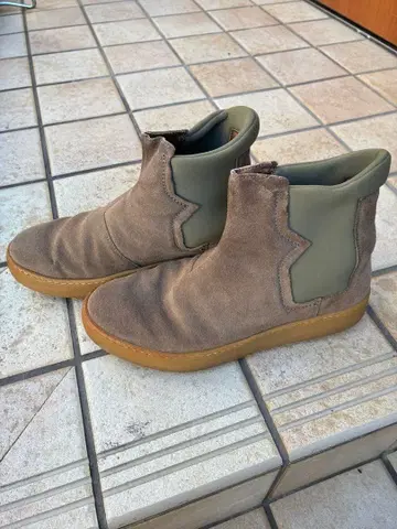 브라운 스웨이드 사이드 고어 부츠