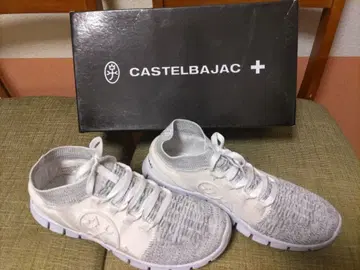 까스텔바작 경량 메쉬 스니커즈 화이트 컨디션 최상 (26.5)