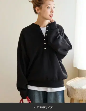 새상품급 미사용 [Freak's Store] 블랙 버튼 니트