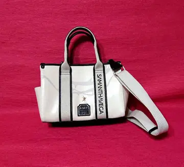 사만사 베가 죠죠의 기묘한 모험 조셉 죠스타 핸드백