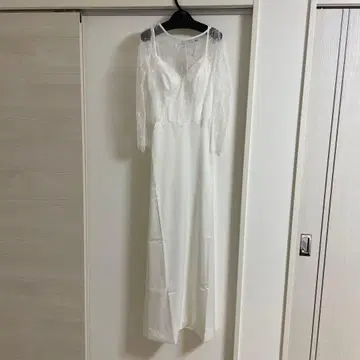 화이트 레이스 긴팔 드레스