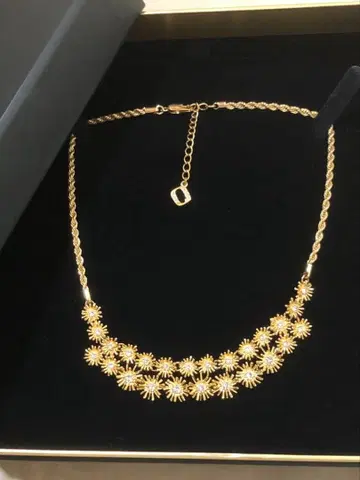 grosse / 그로세 부케 목걸이 골드 새상품급 클리닝 완료